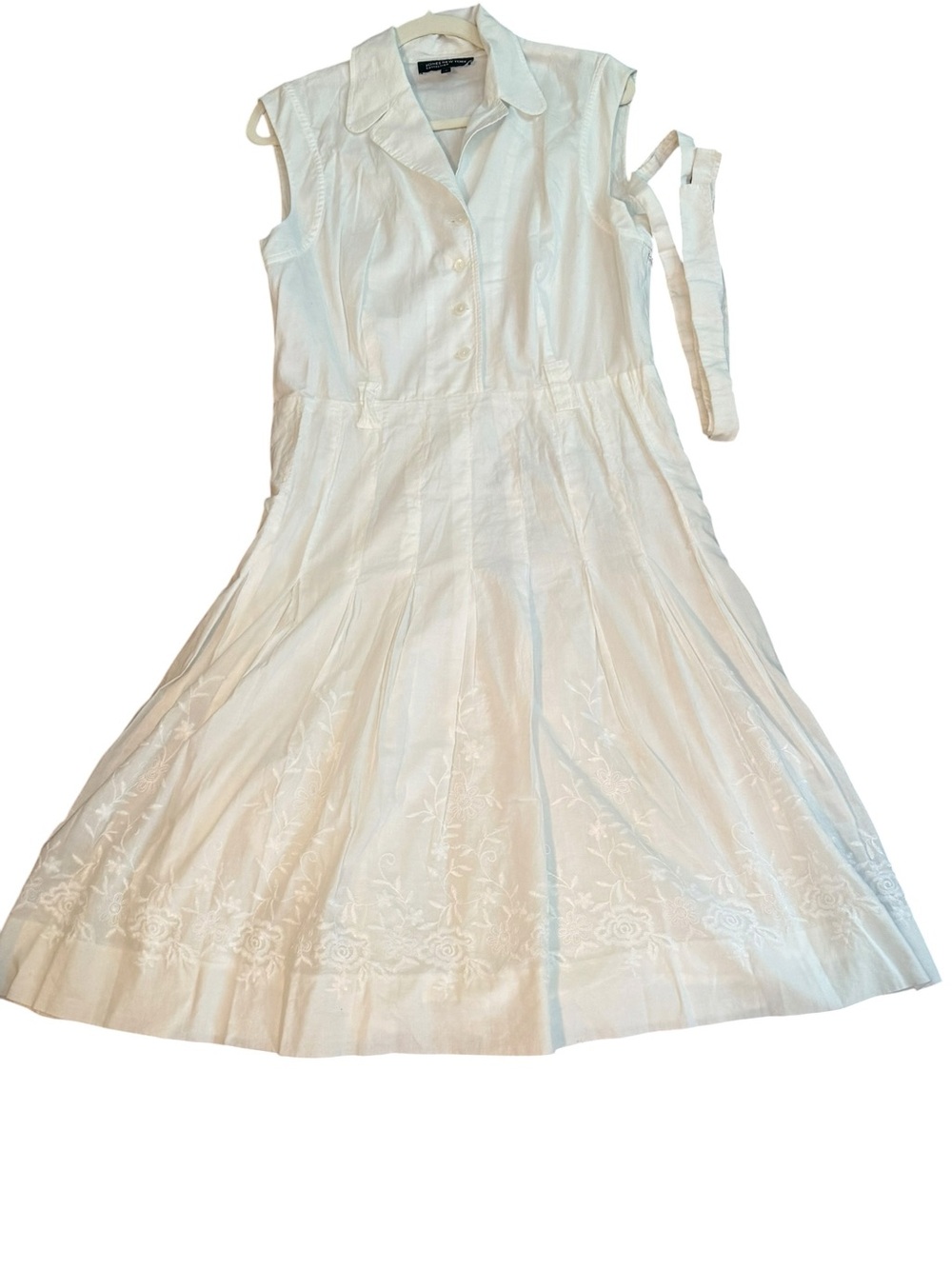 Jones New York White Sleeveless Shirt Dress Size 12 Floral Embroidery 💯 cotton